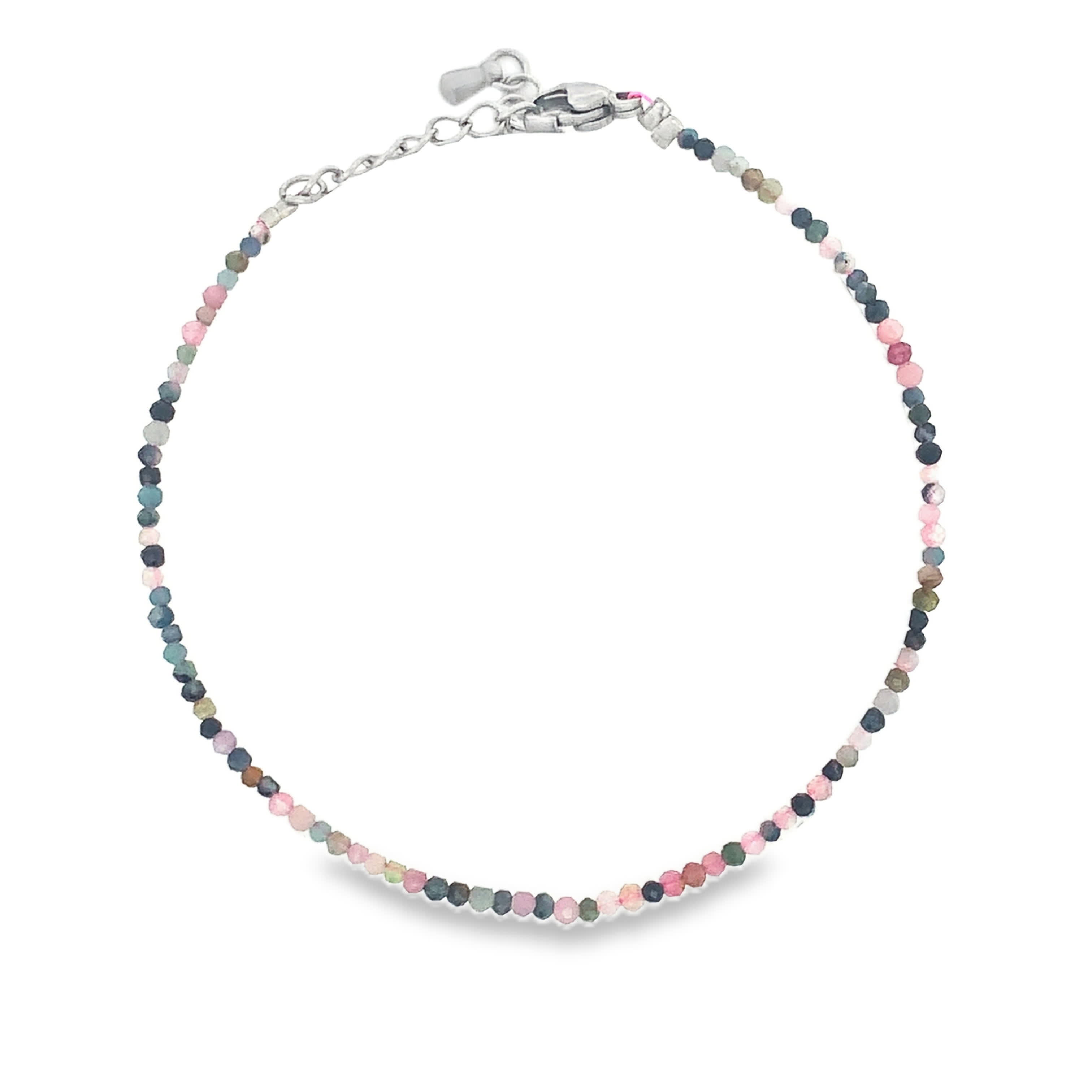 Bransoletka z koralików ze srebrzonej stali  z kaboszonami z zielonego turmalinu