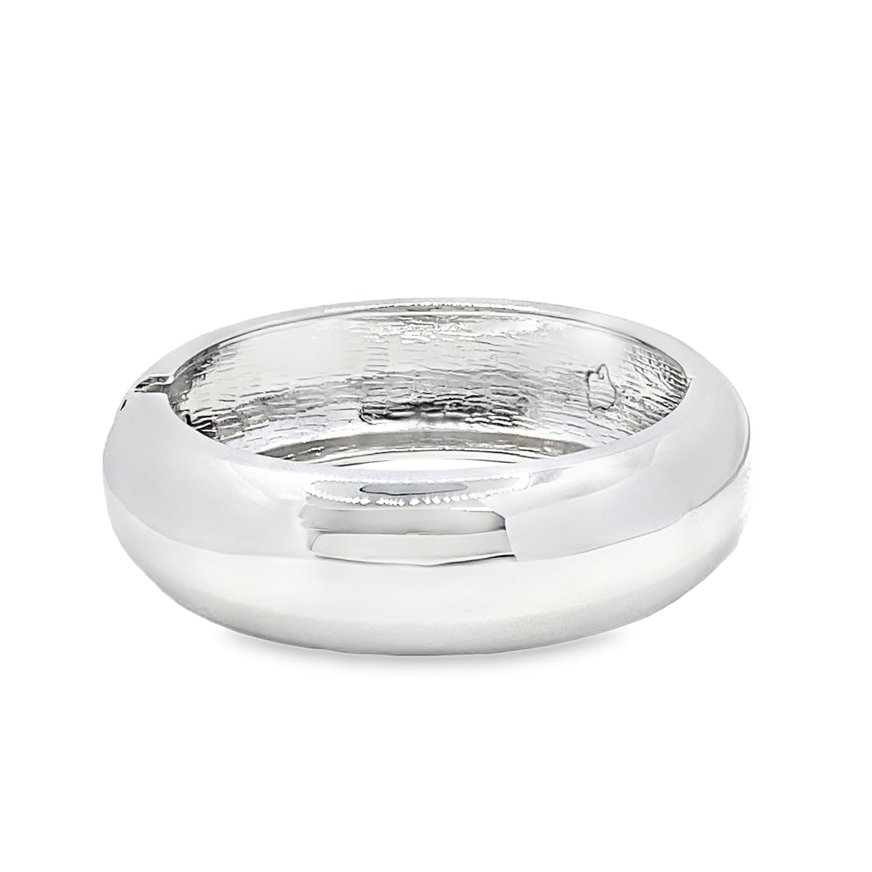 Elegancka srebrna bransoletka z zawiasami w wykończeniu z białego złota