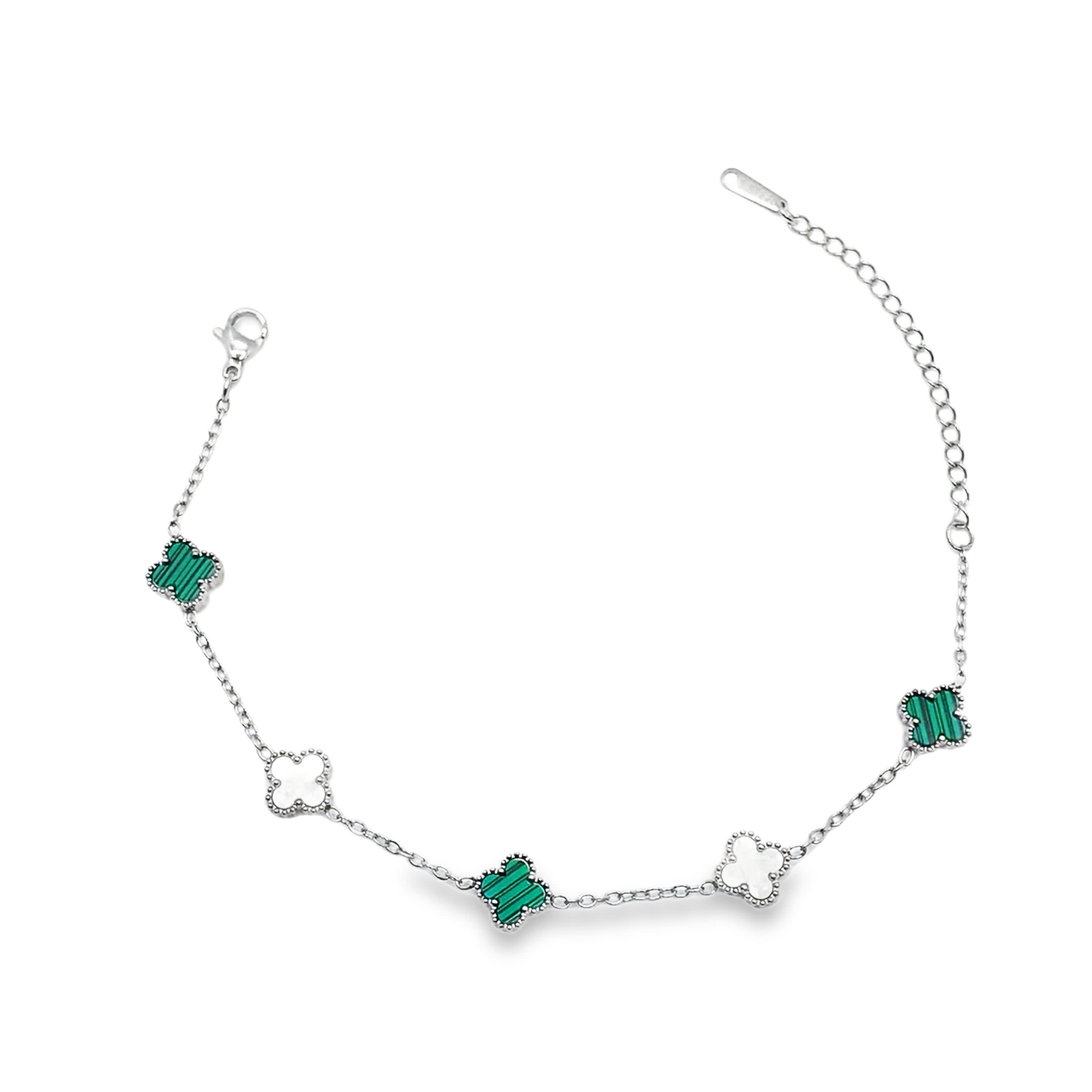 Bransoletka z zawieszką koniczyny z malachitem i srebrem platerowanym białym złotem