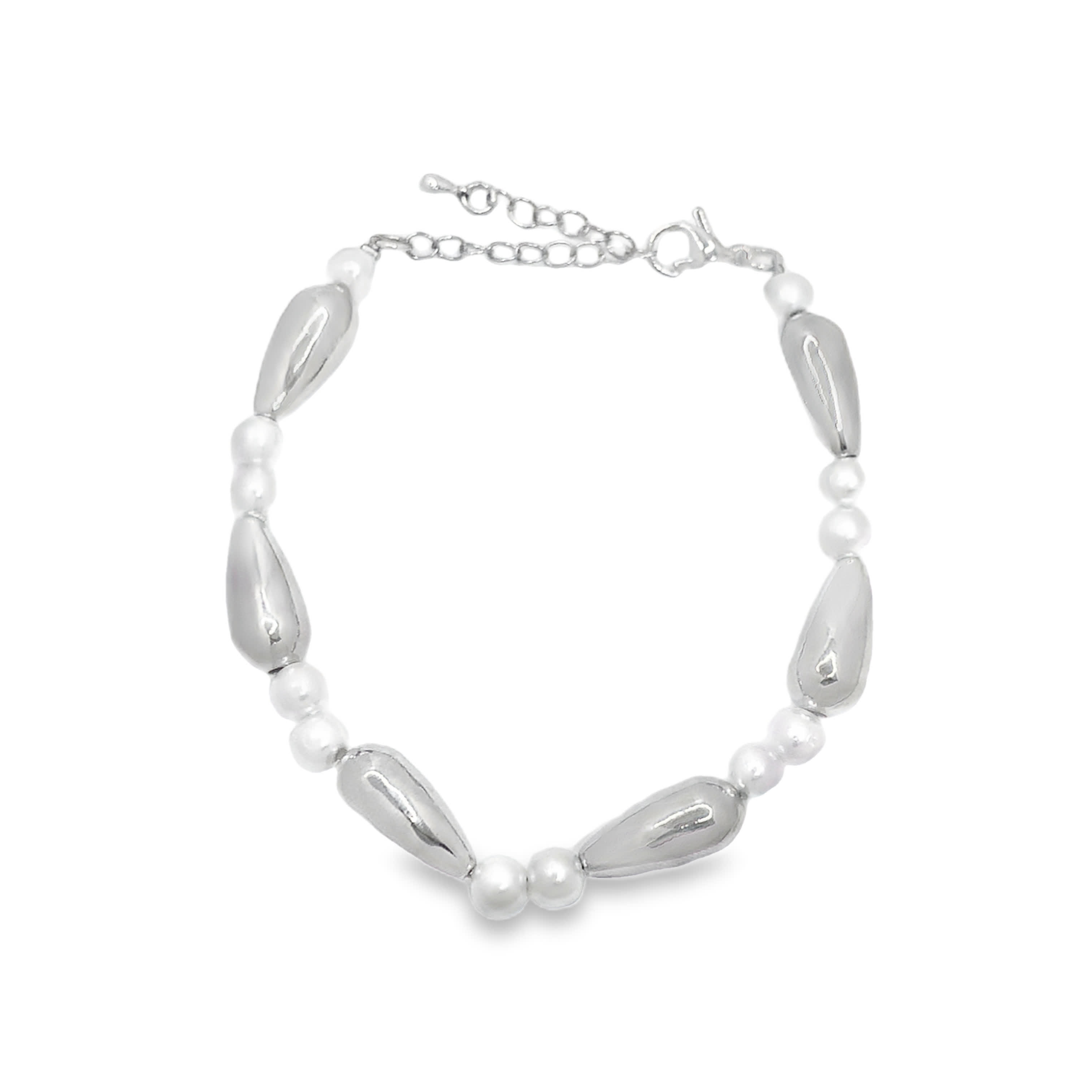 Elegant White Gold Beaded Bracelet with Cabochon Cut Pearls