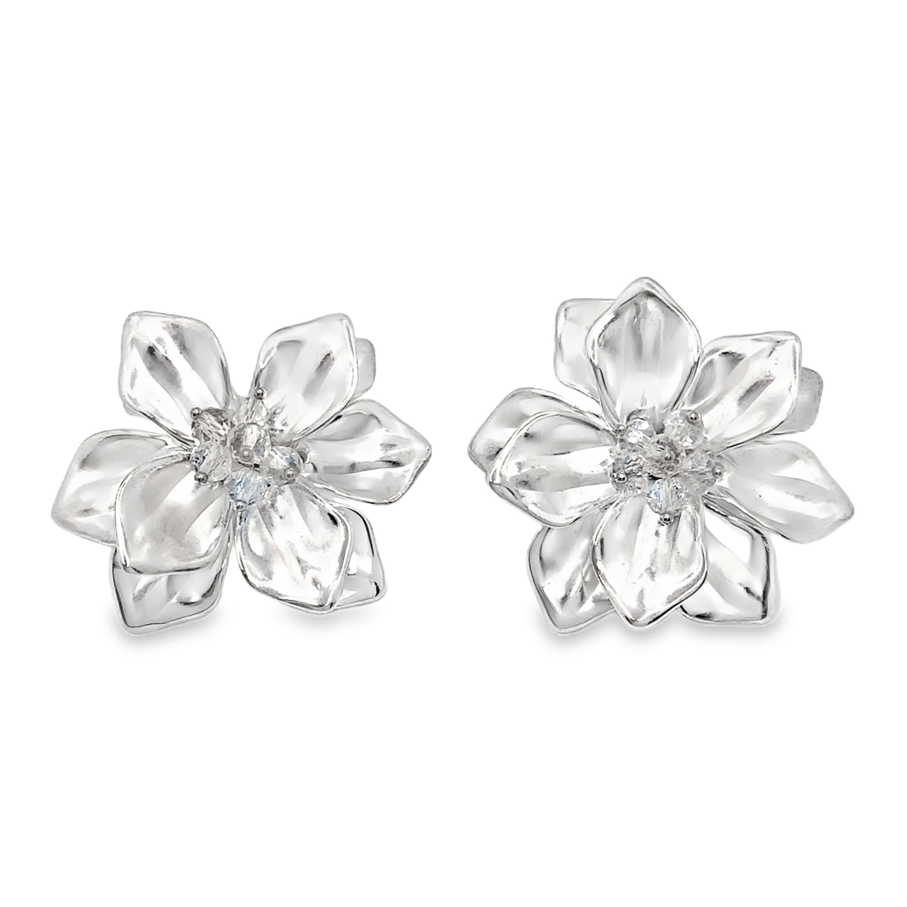 Srebrzone kolczyki w kształcie kwiatów z kryształowymi akcentami