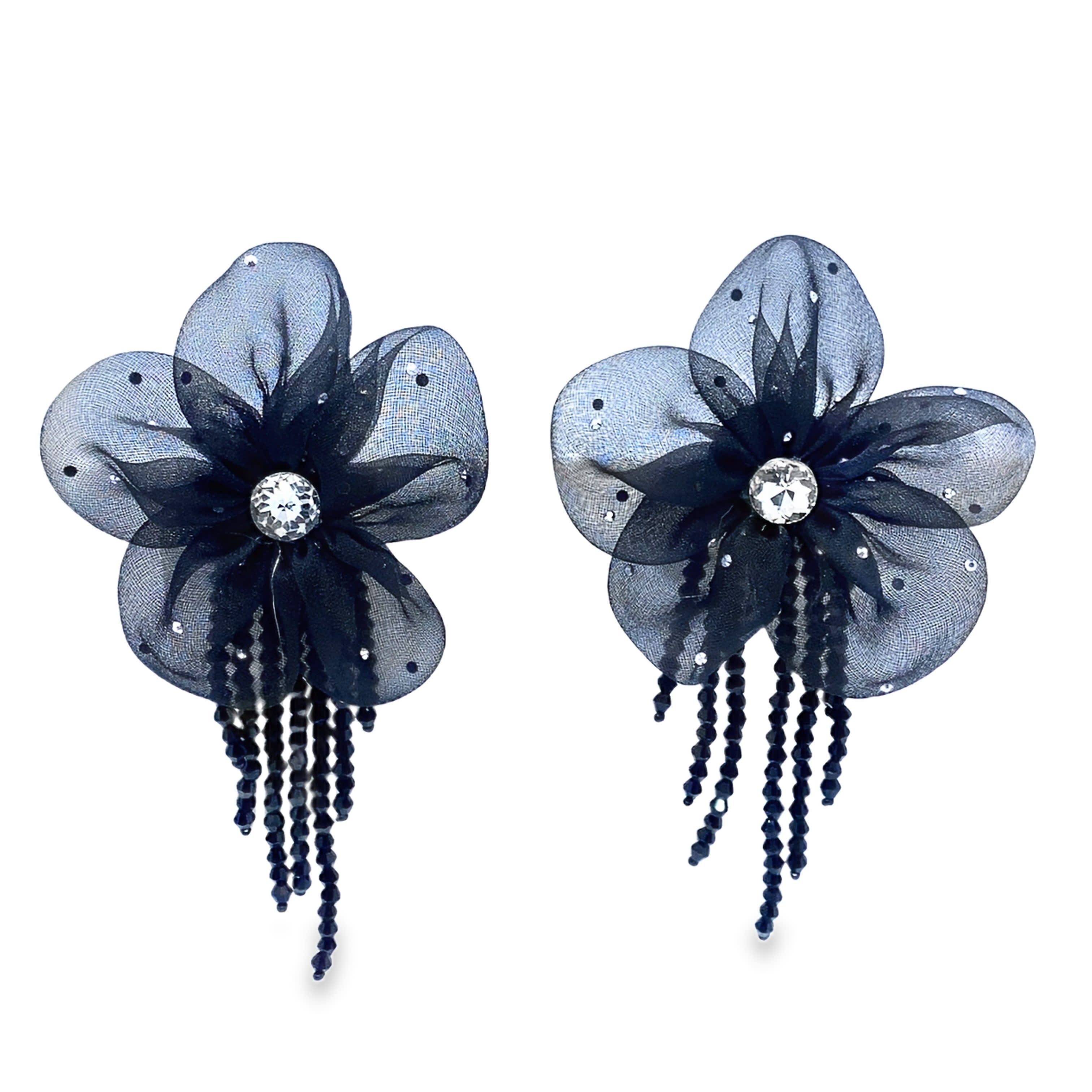 Eleganckie wiszące kolczyki z kryształowymi koralikami i kwiatami