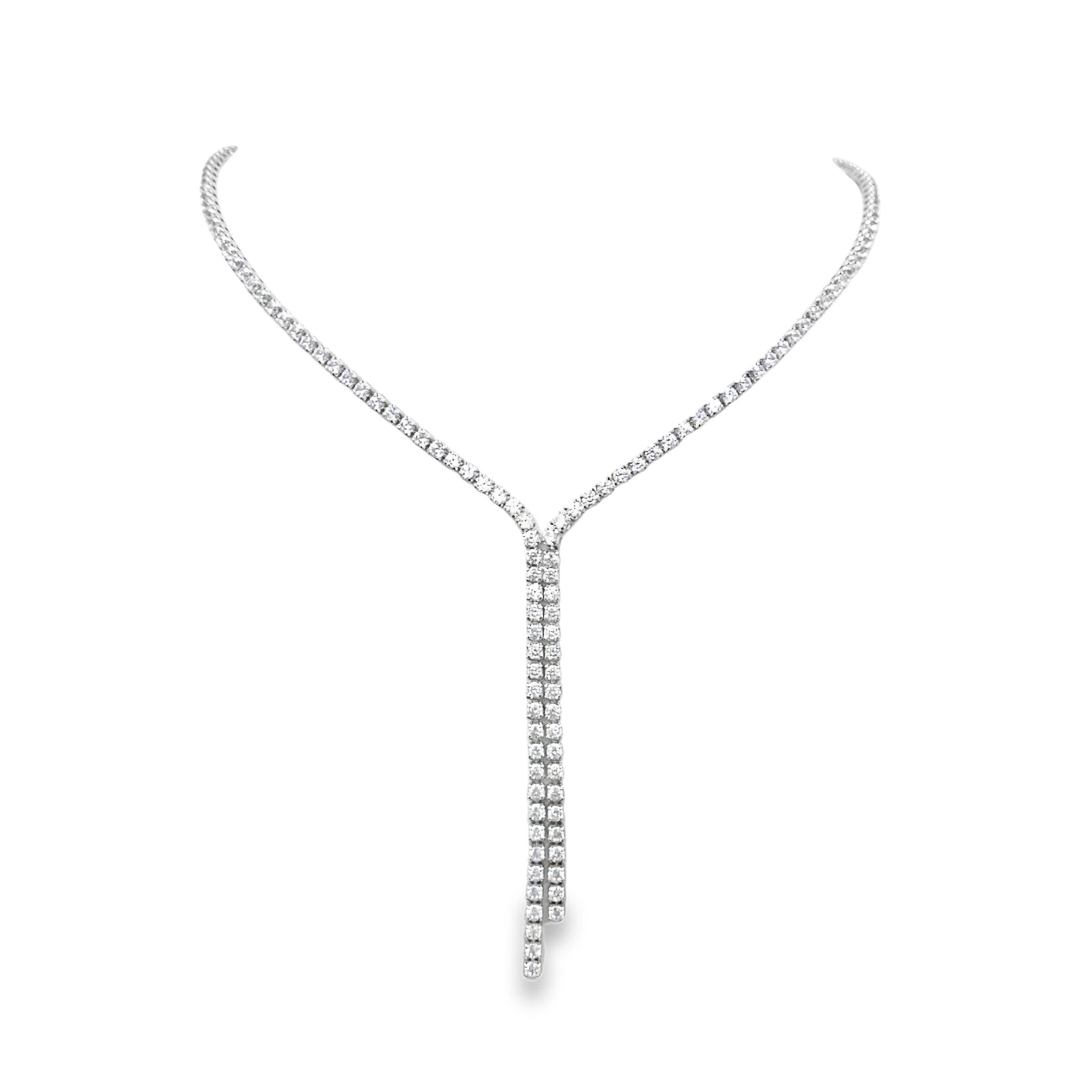 Naszyjnik z białego złota z diamentami w kształcie litery Y i okrągłymi diamentami o szlifie brylantowym