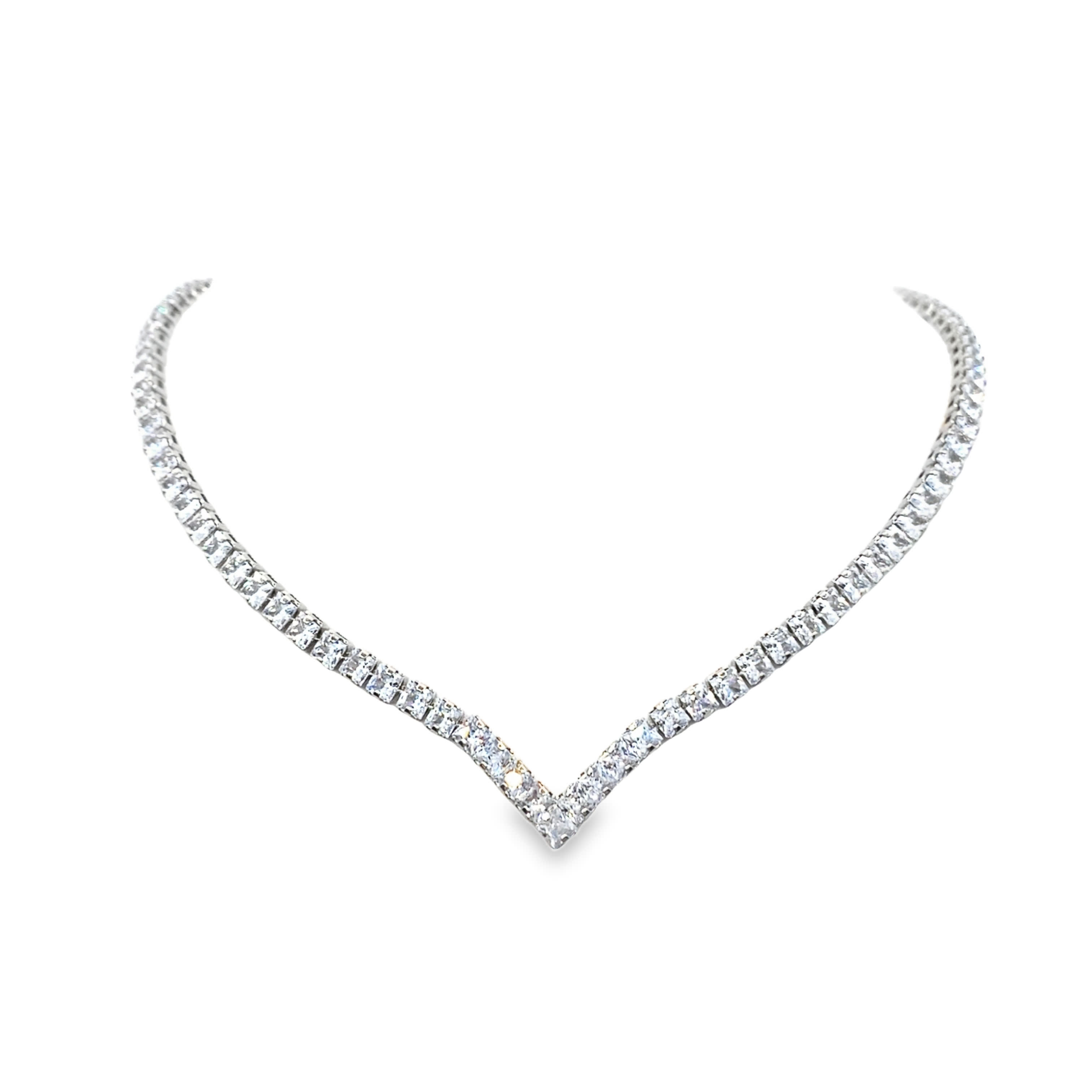 Naszyjnik tenisowy z diamentami w szlifie księżniczki z białego złota na srebrze