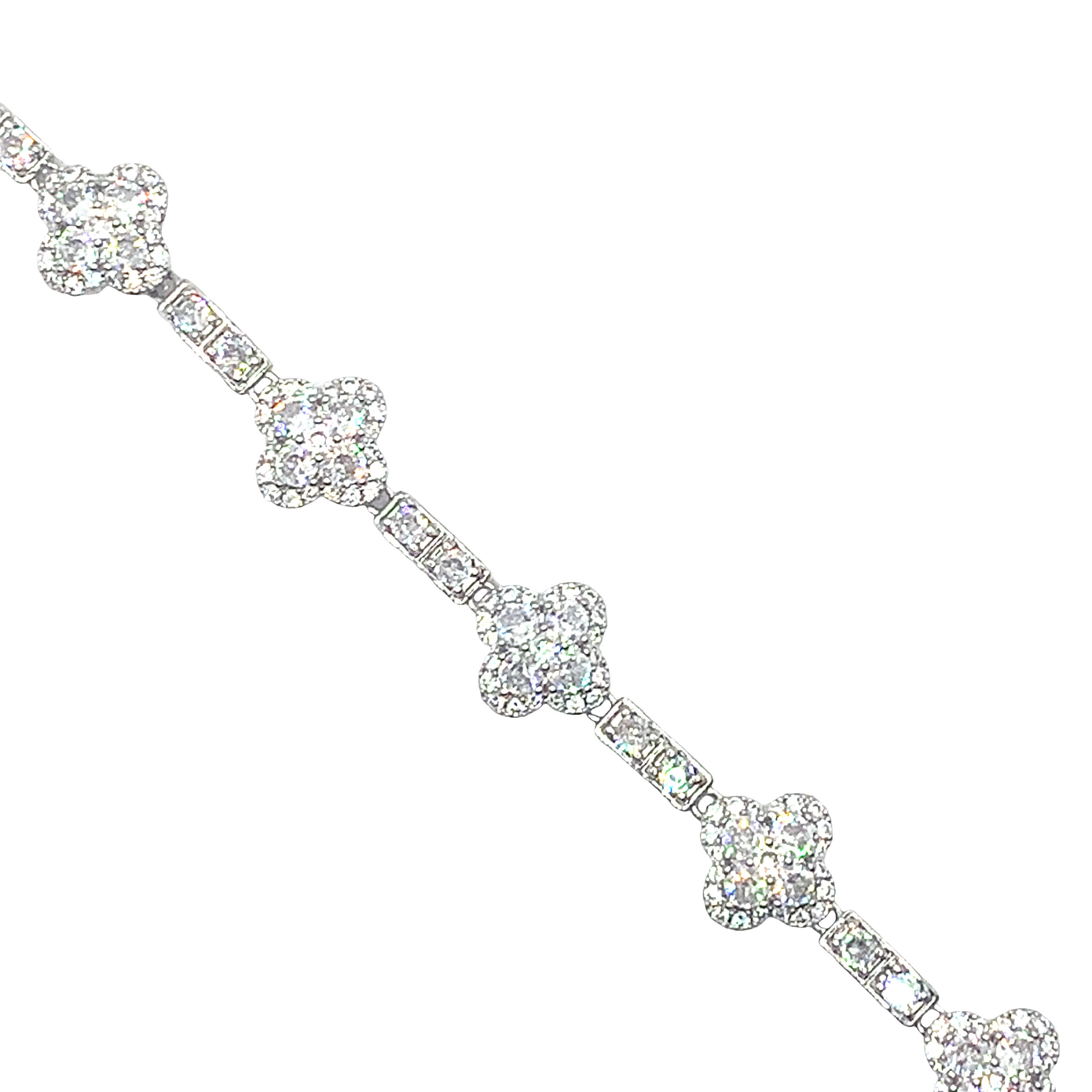 Bransoletka z białego złota z akcentami diamentowymi