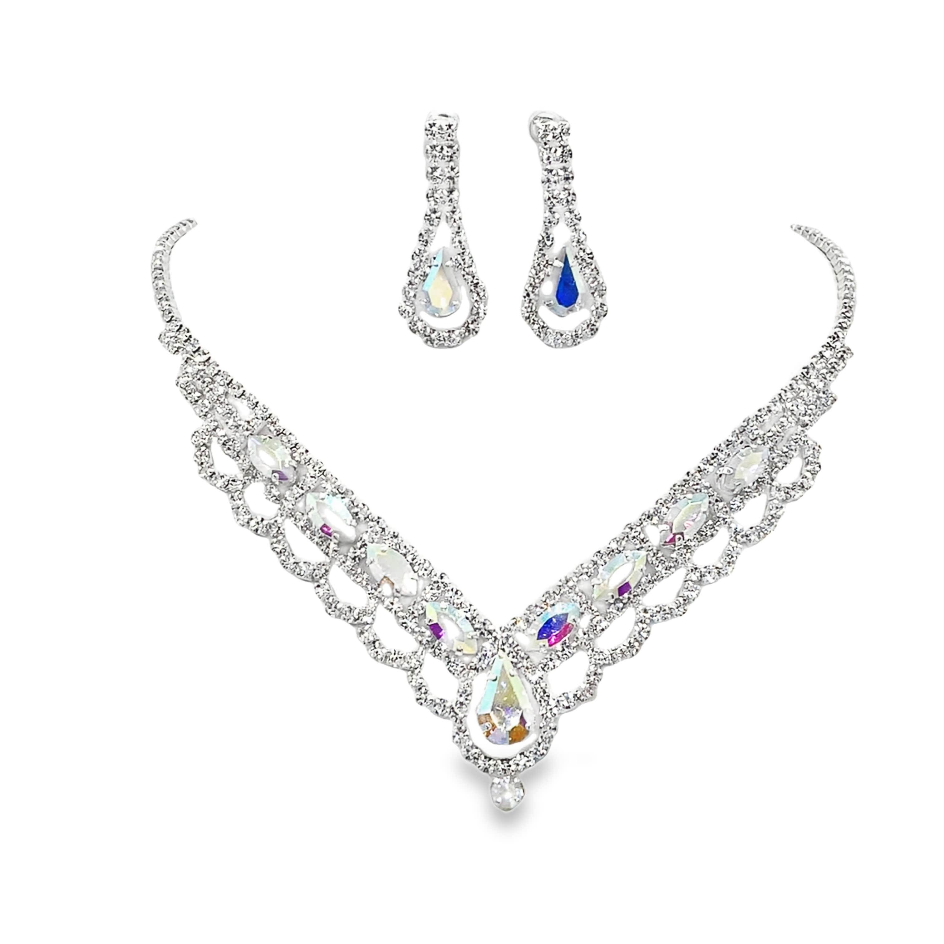 Elegancki naszyjnik z kryształkami i diamentami w srebrze