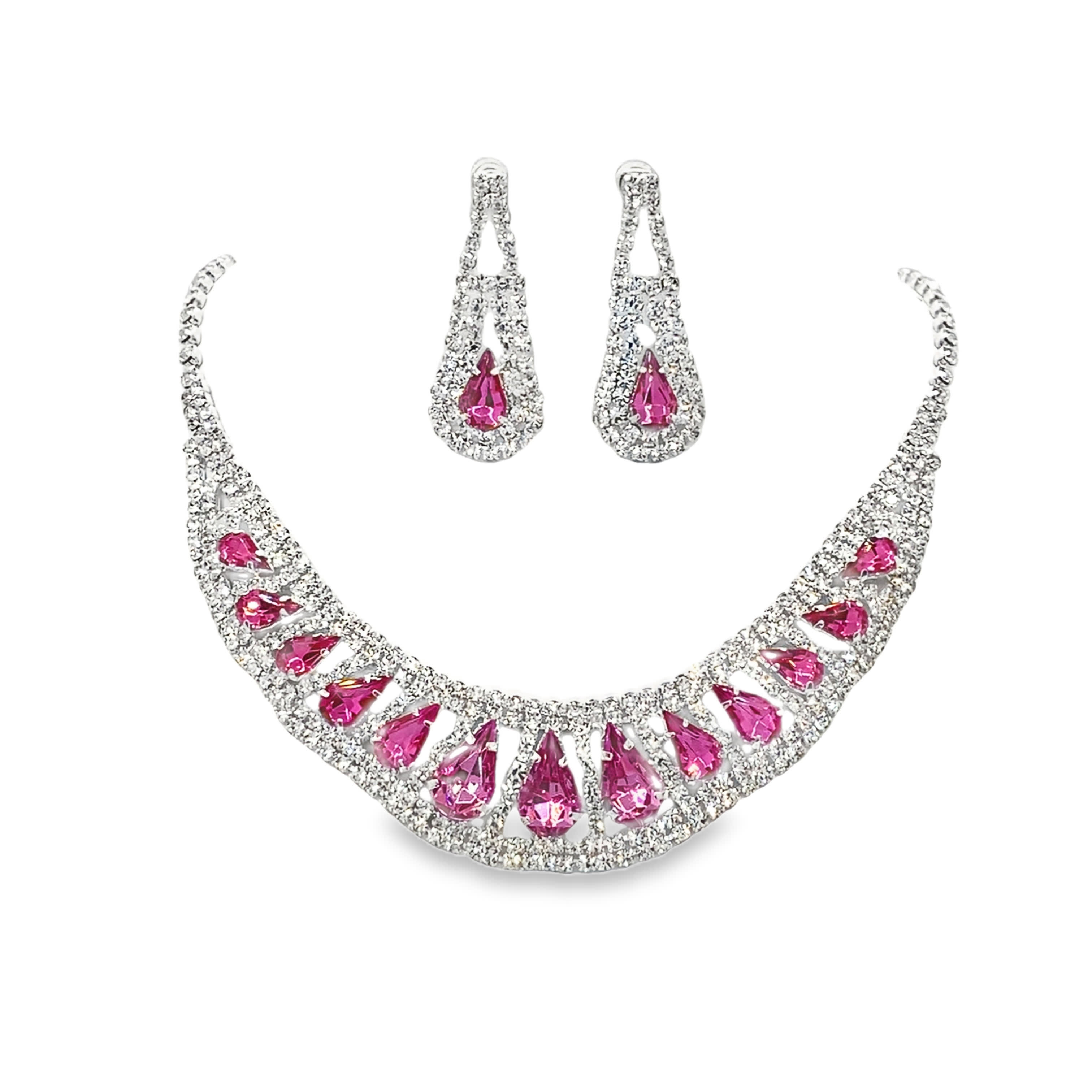 Naszyjnik z kryształkami w kolorze czerwonofioletowym i diamentami w białym złocie na srebrze