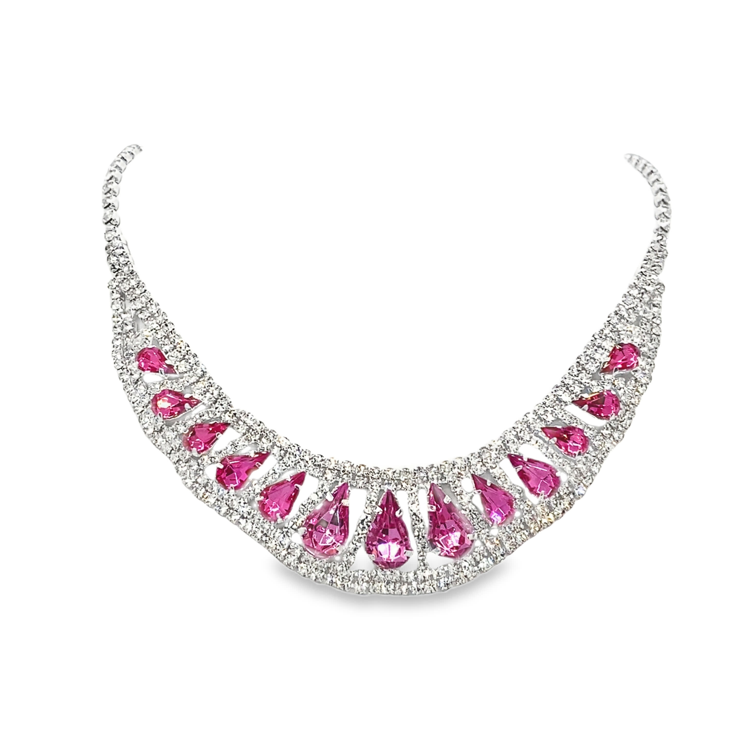 Srebrny naszyjnik typu choker z mocno fioletowo-czerwonymi kryształowymi akcentami