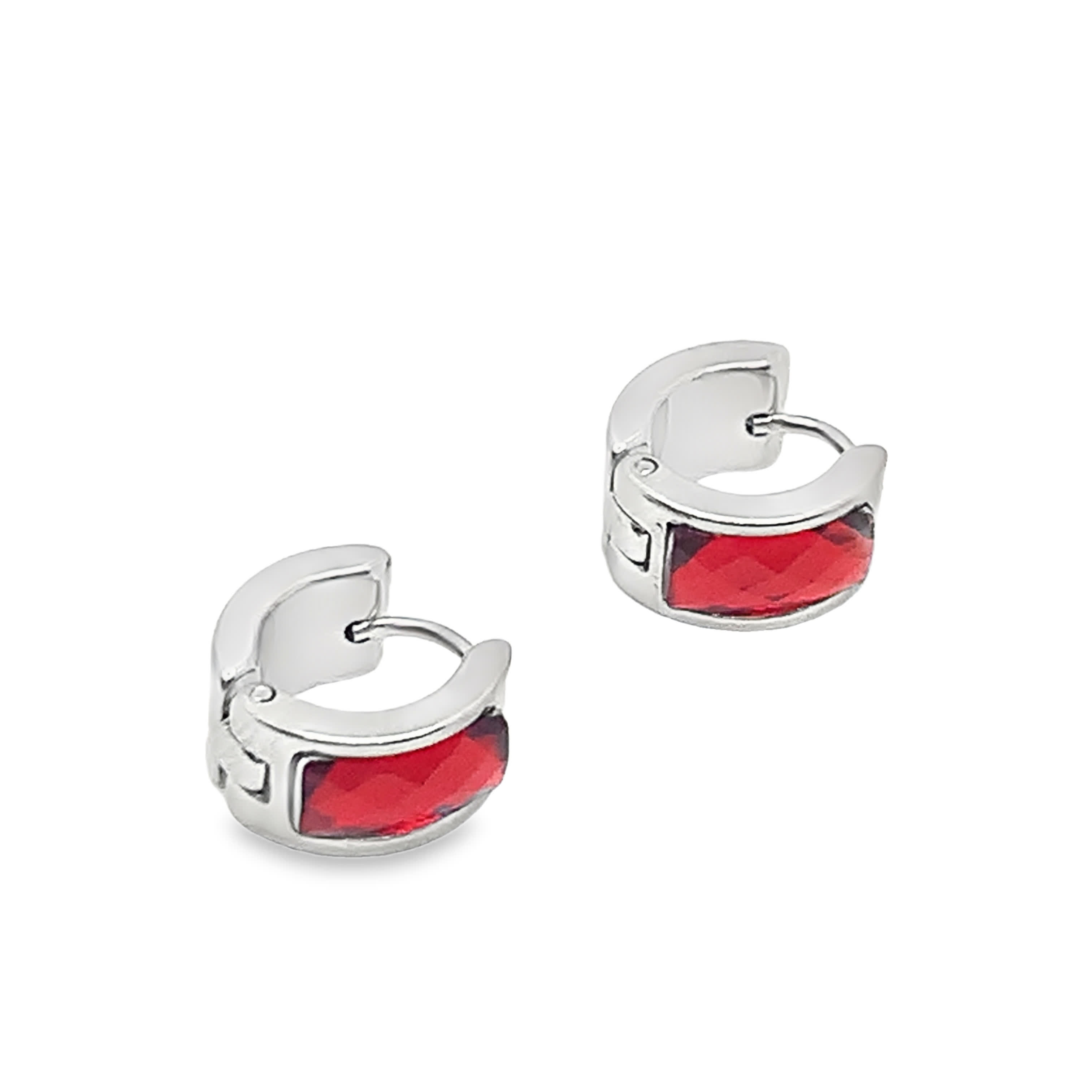 Kolczyki ze srebra platerowanego białym złotem z granatami o szlifie szmaragdowym