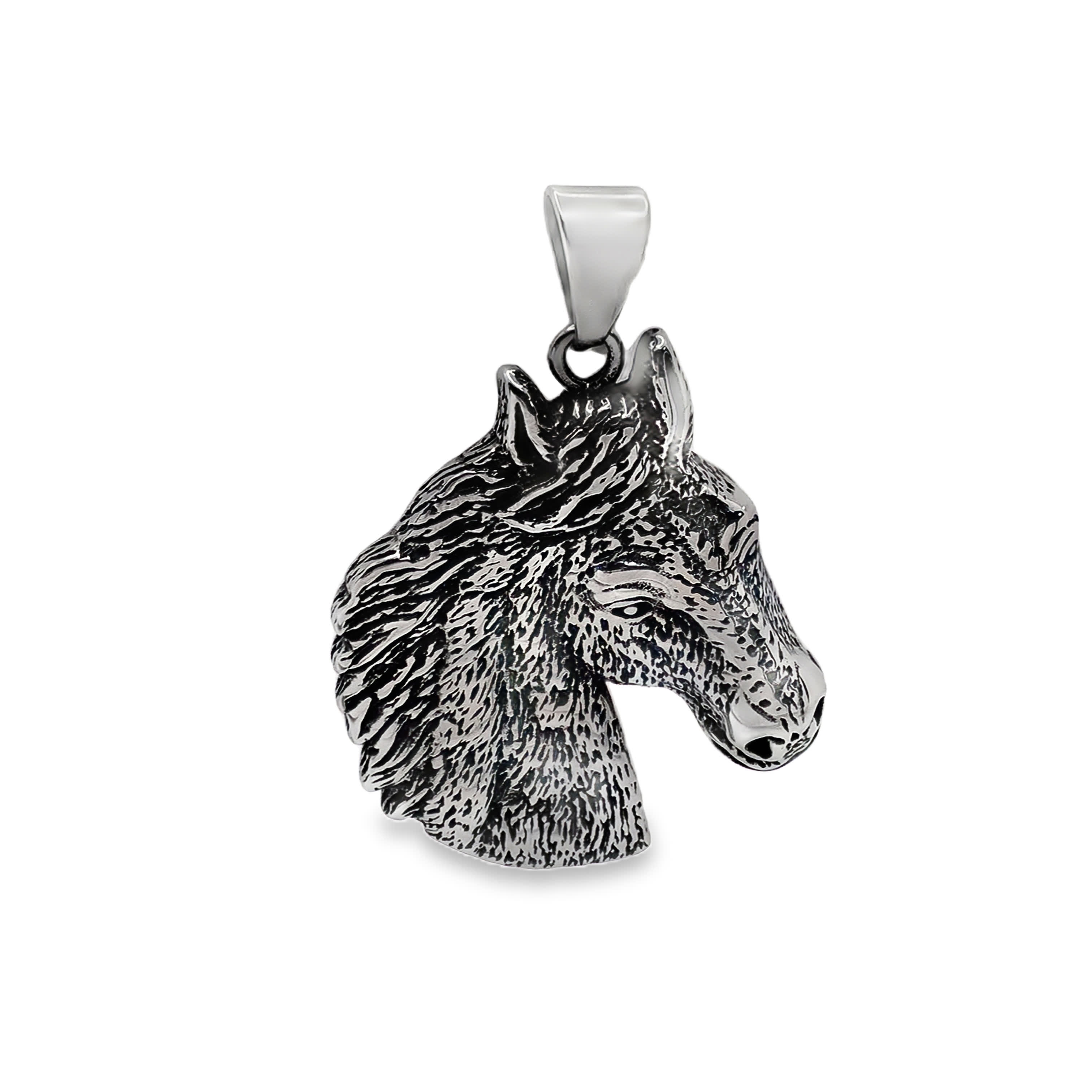 Elegancki wisiorek w kształcie głowy konia