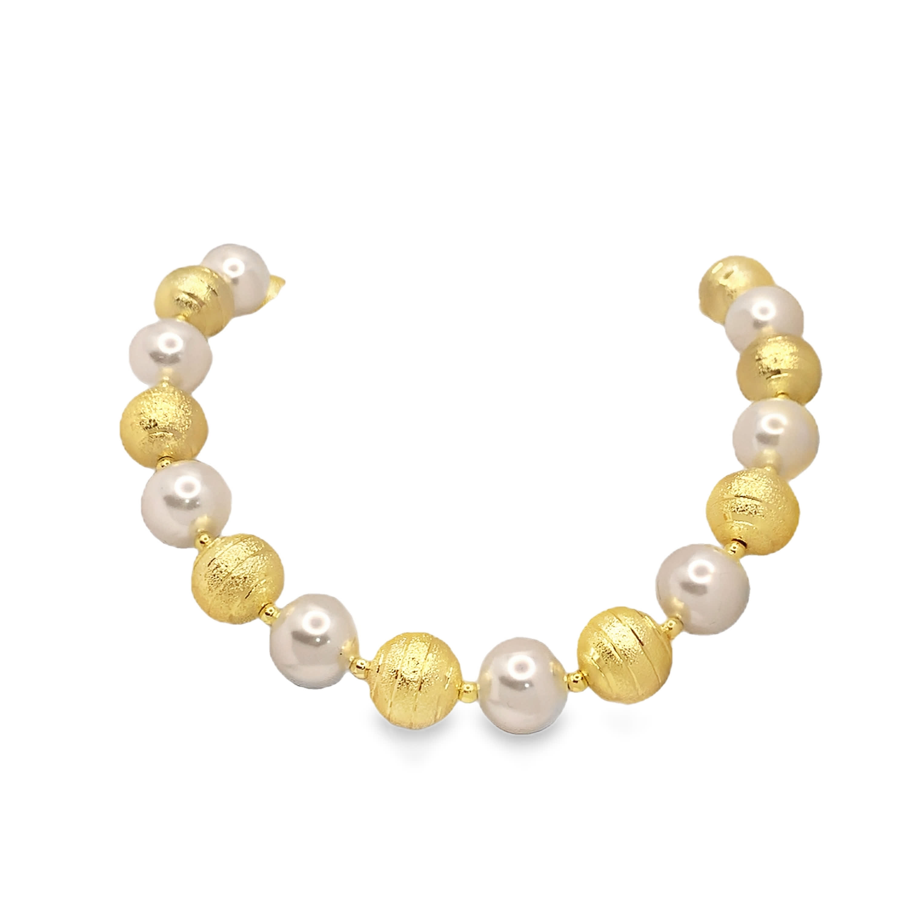 Elegant Pearl Necklace with Yellow Gold Accents