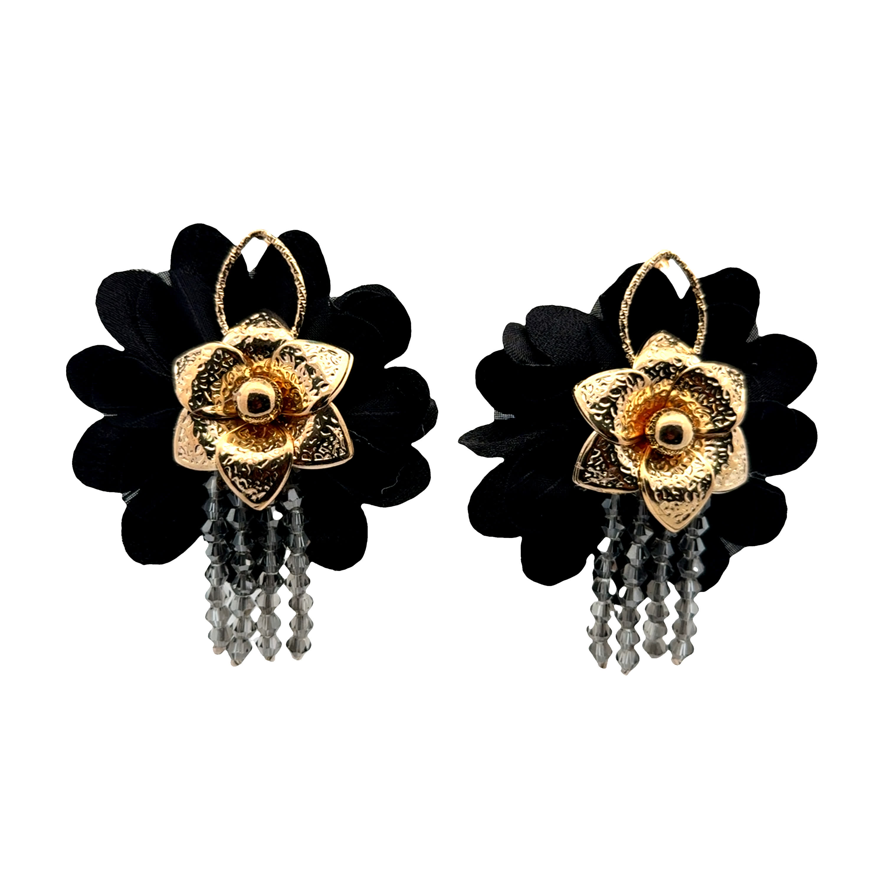 Kolczyki z motywem kwiatowym  z kryształowymi koralikami