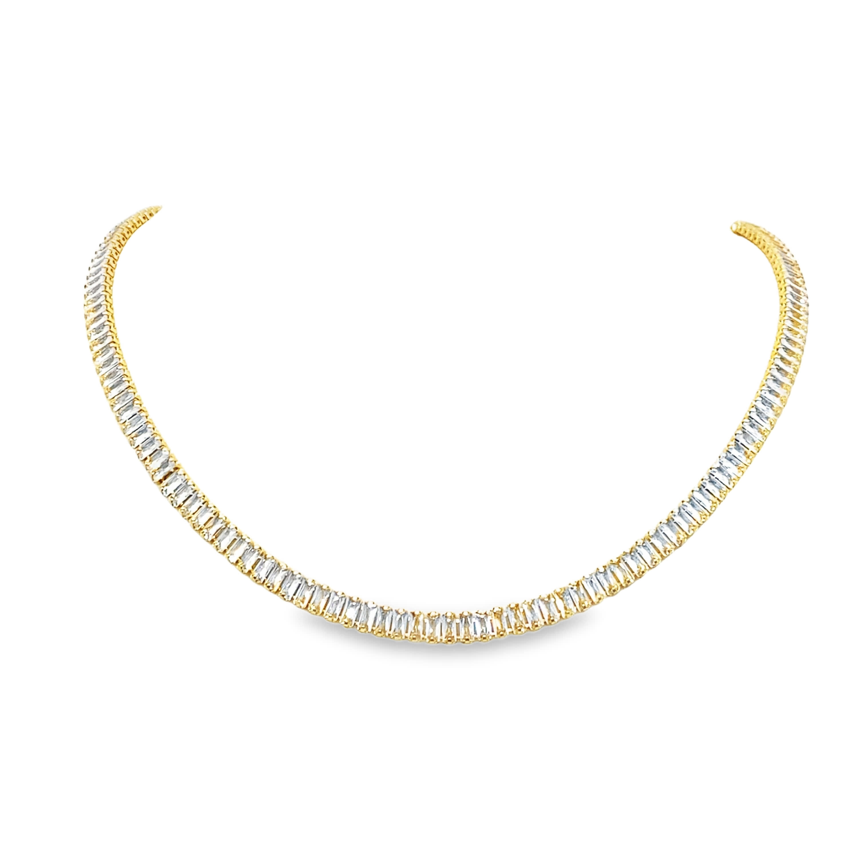 Naszyjnik z żółtego złota z diamentami w szlifie stopniowanym