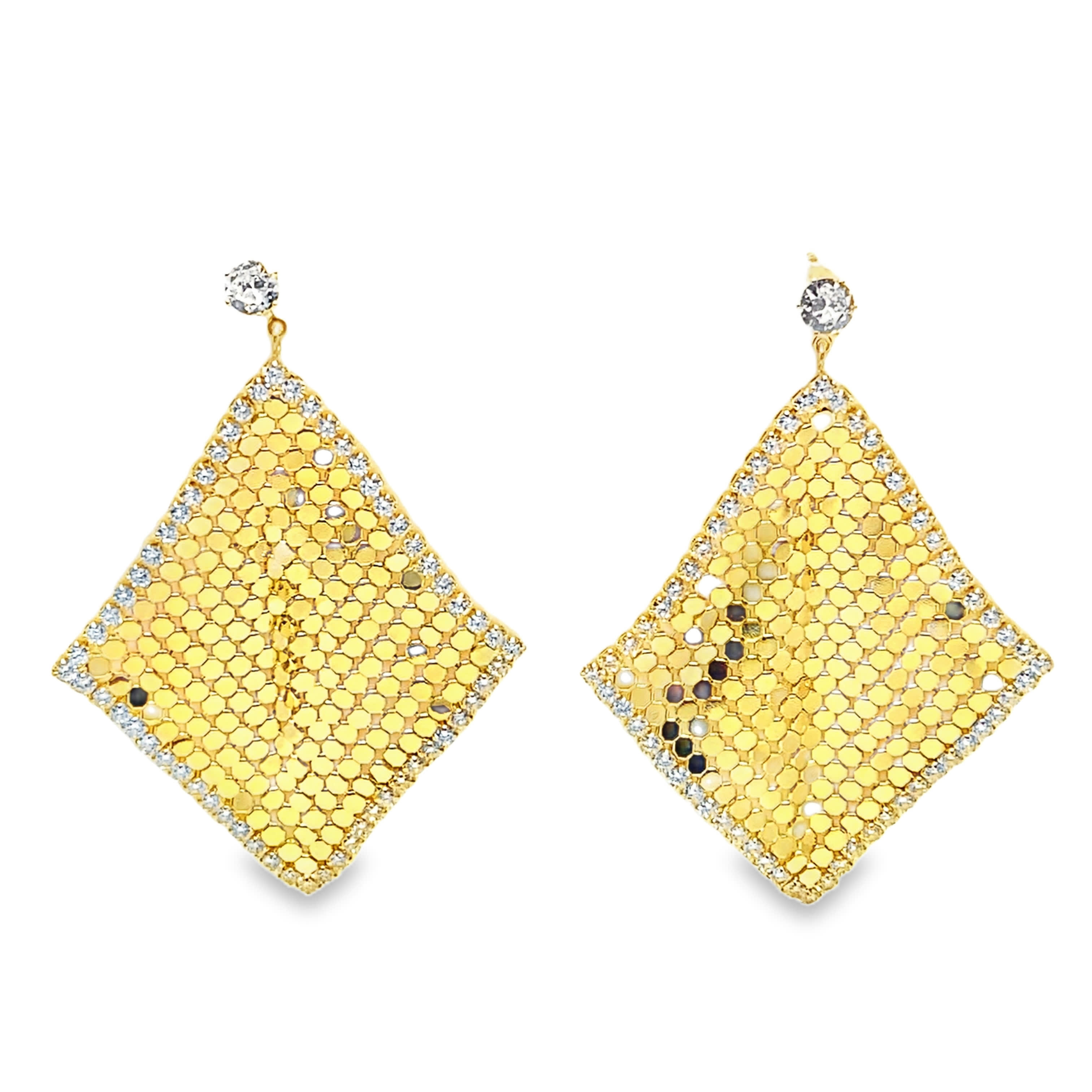 Kolczyki wiszące z żółtego złota z okrągłymi diamentami o szlifie brylantowym