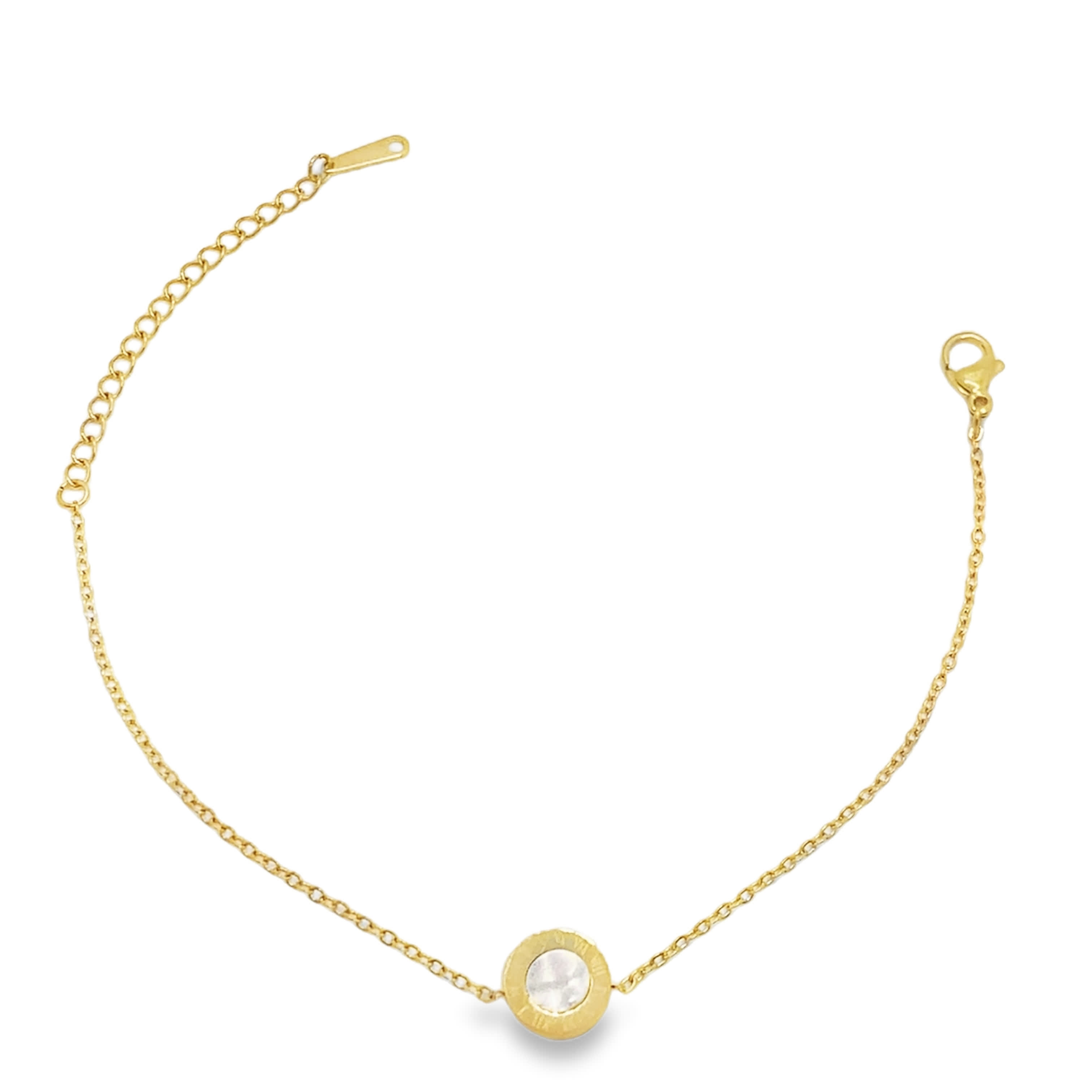 Elegant Yellow Gold Chain Bracelet with Circular Charm
