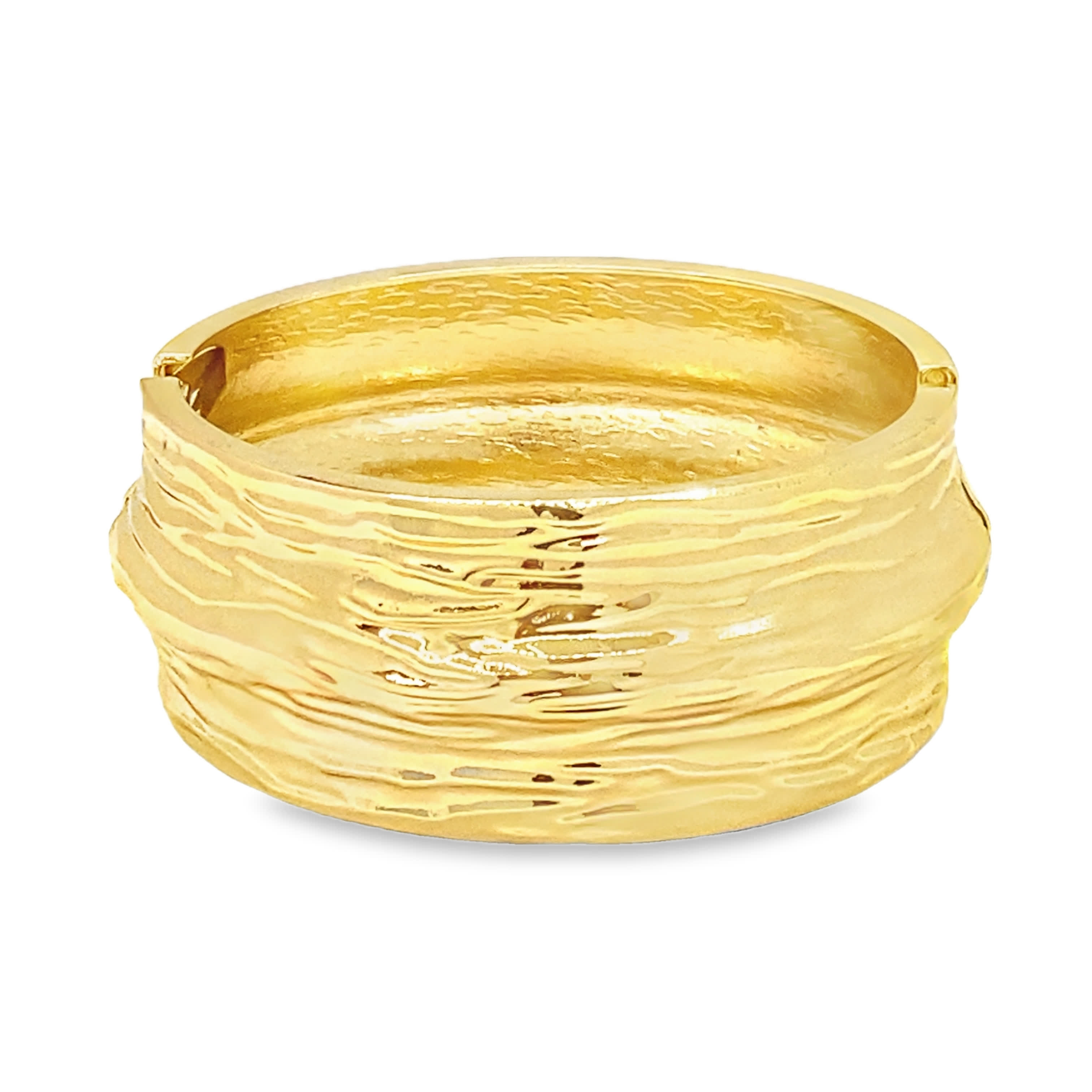 Teksturowana bransoletka ze złoconej stali