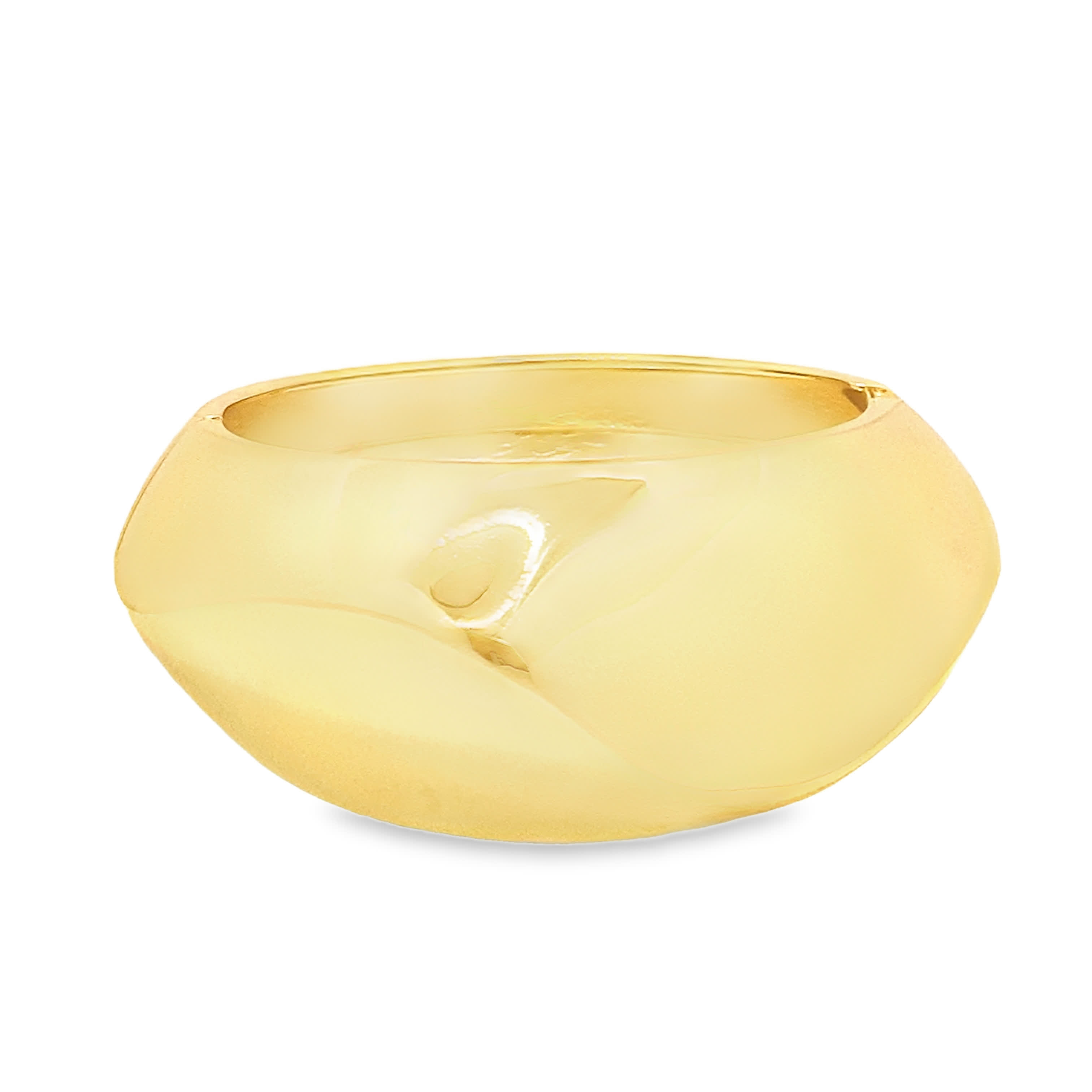 Rzeźbiarska bransoletka z żółtego złota