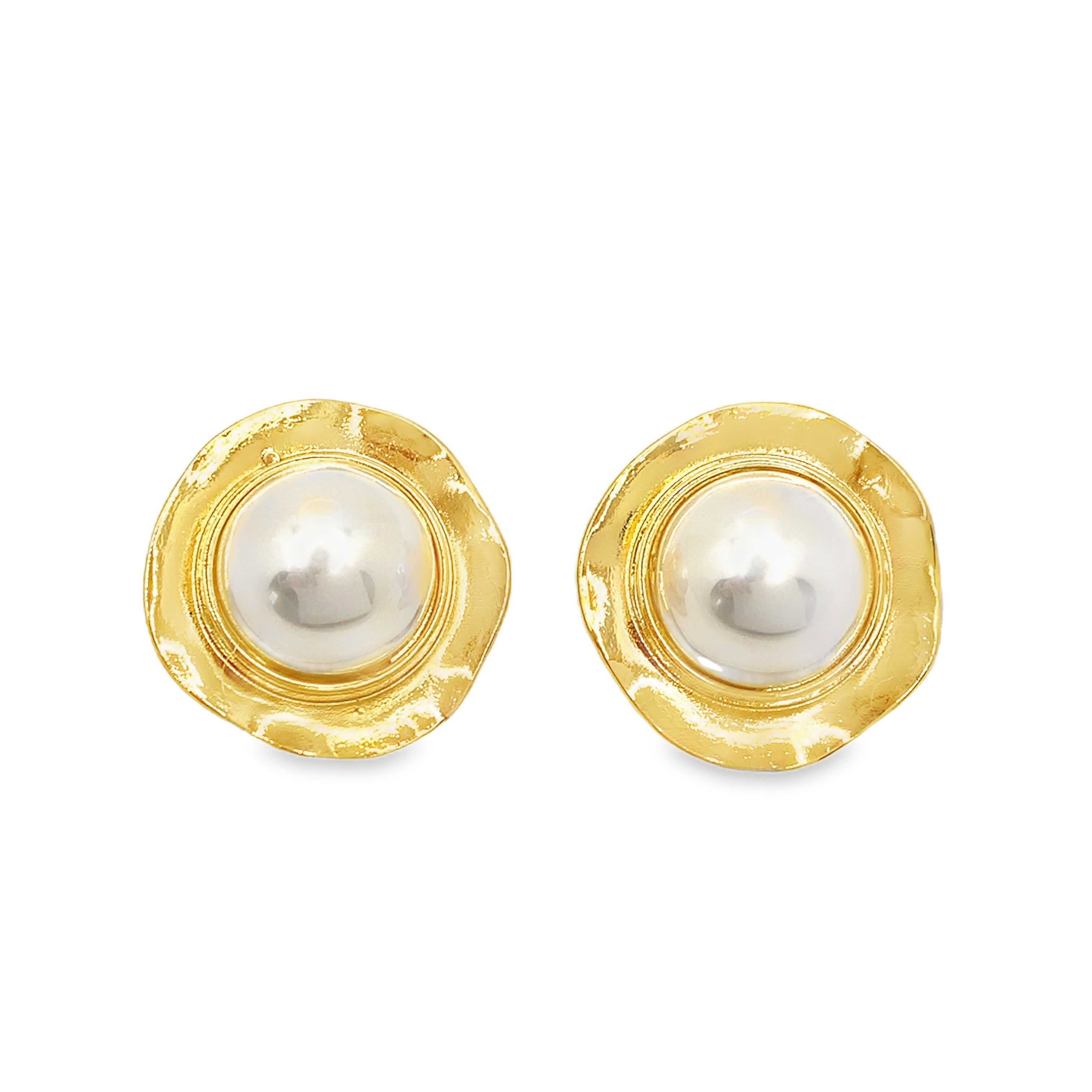 Kolczyki z żółtego złota z okrągłymi perłami kaboszonowymi