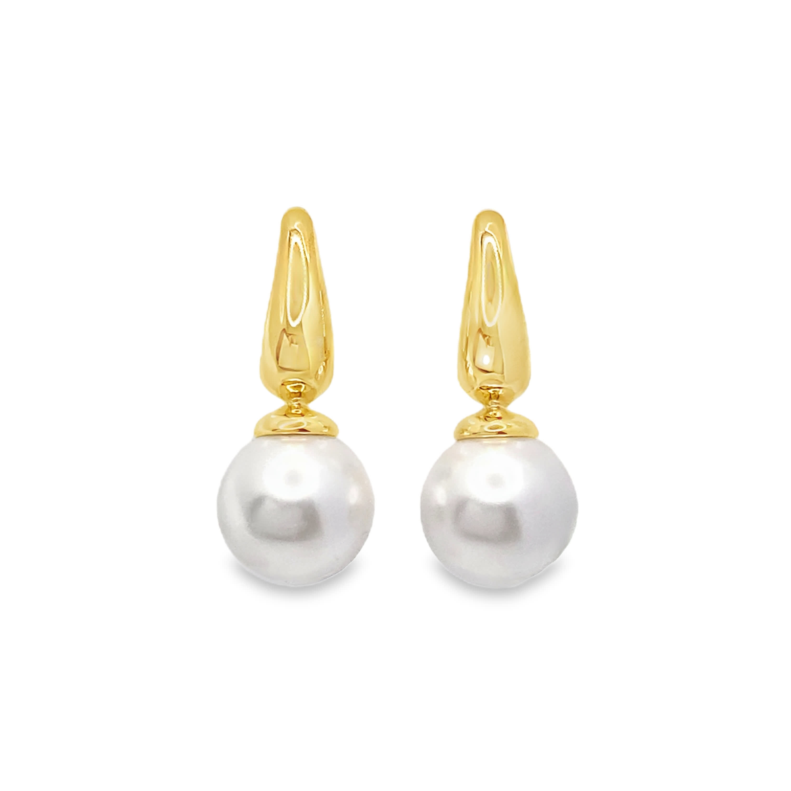 Kolczyki z żółtego złota z okrągłymi perłami
