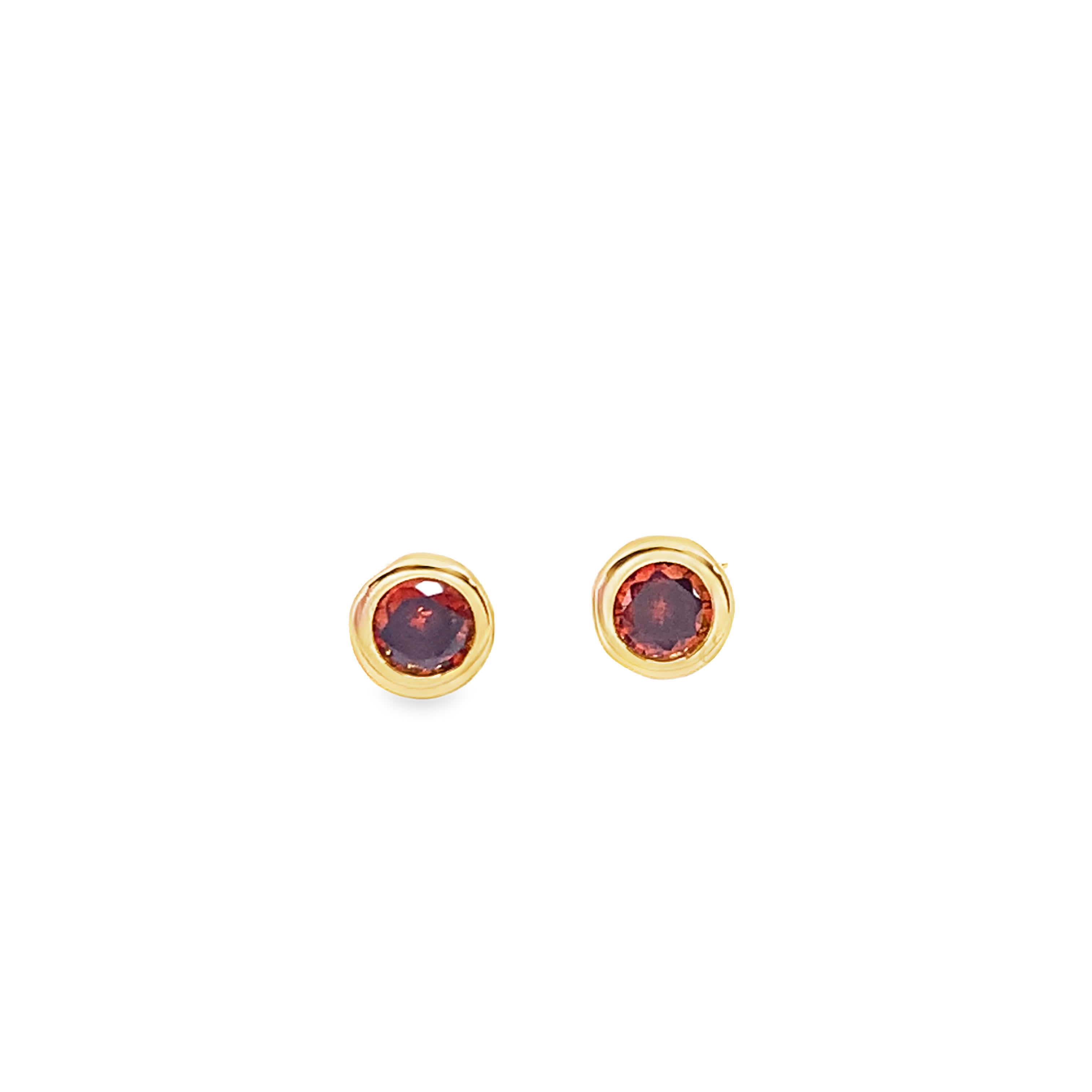 Yellow Gold Stud Earrings with Cabochon Garnets
