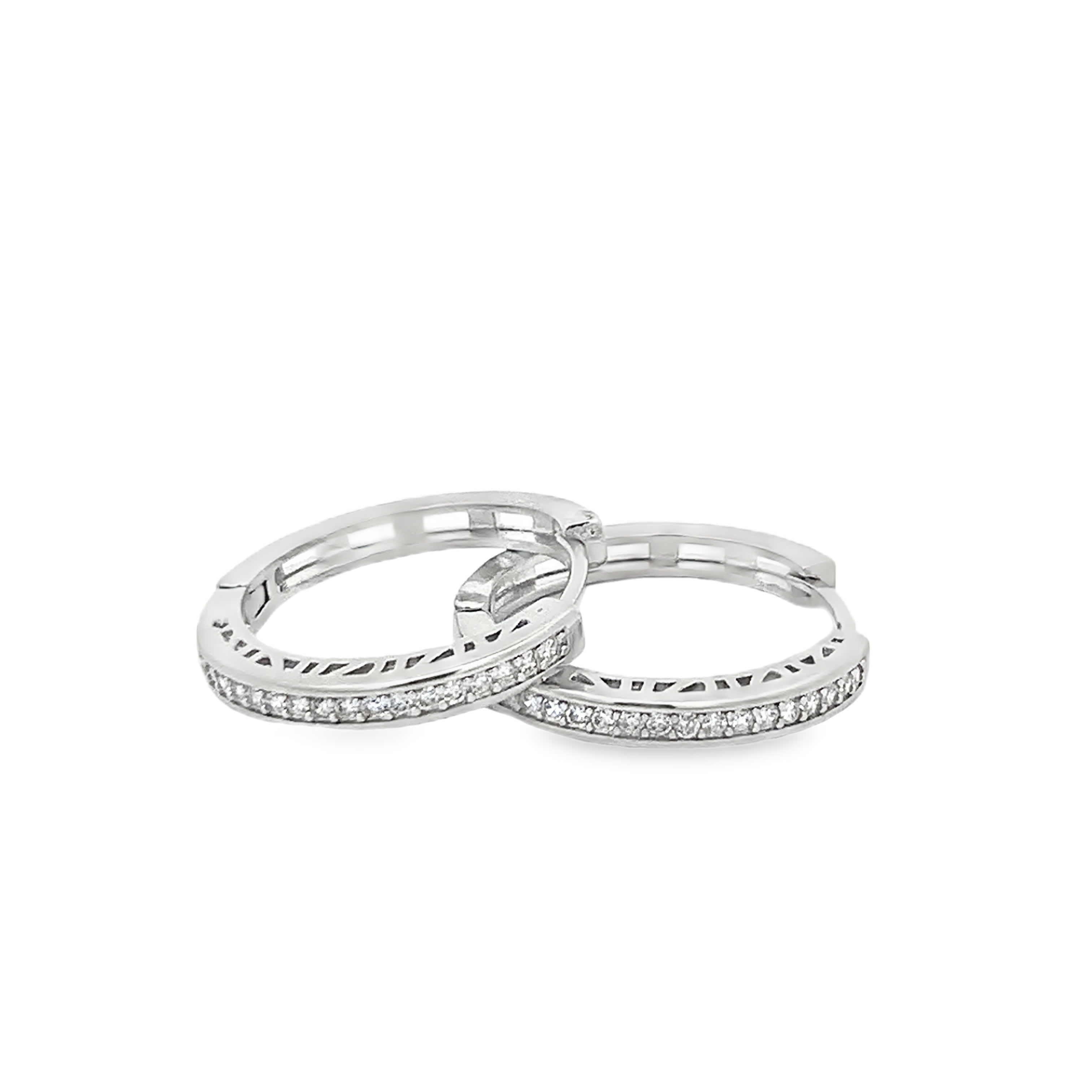 Kolczyki koła z białego złota z diamentami