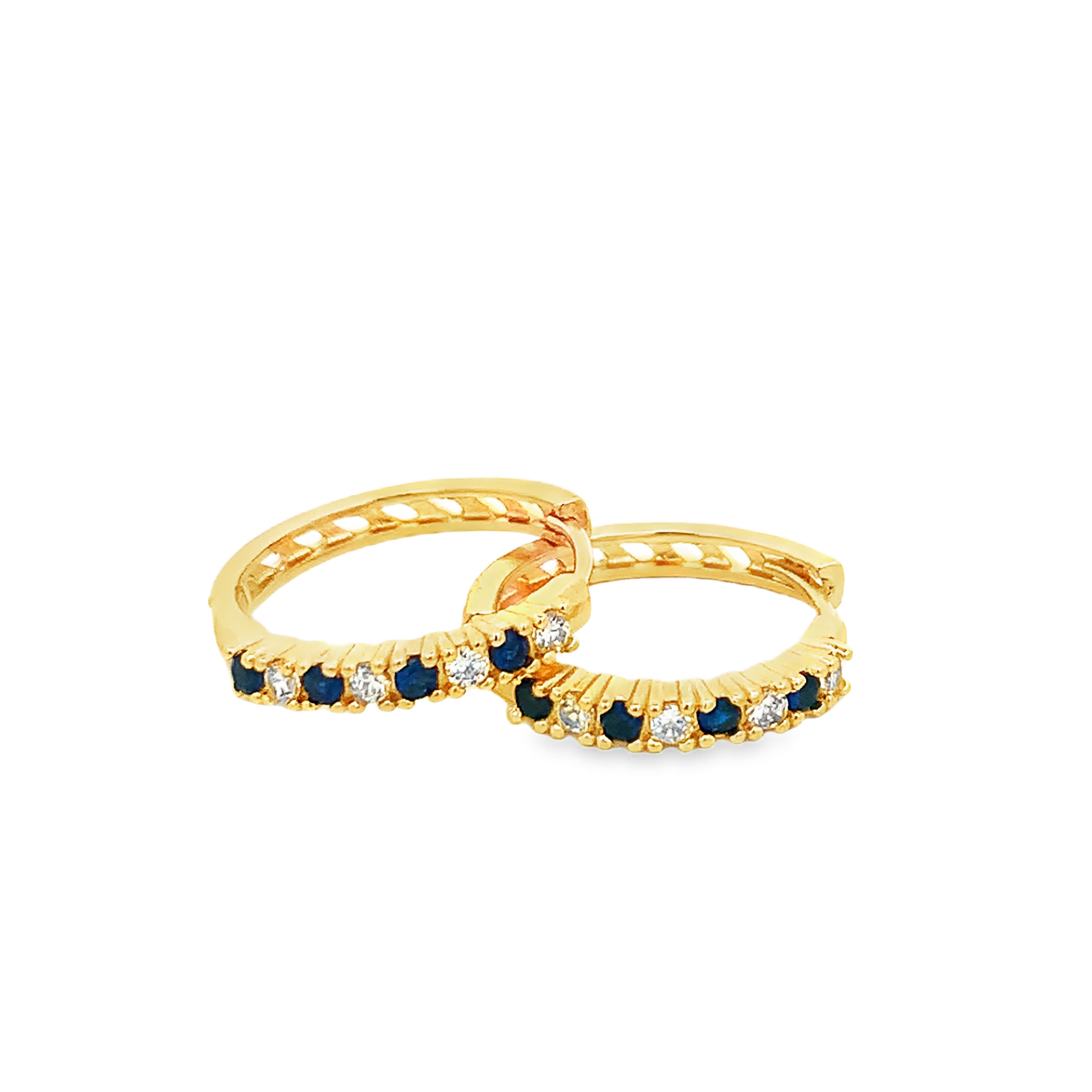 Kolczyki koła w kolorze żółtego złota z akcentami z głęboko niebieskiego szafiru