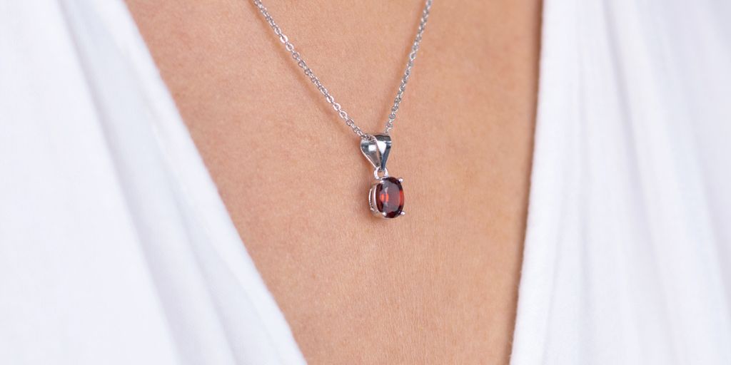 granat naszyjnik amulet talizman na odwage